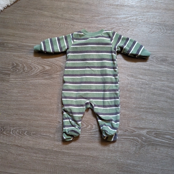 2/$30 Carter's Child of Mine Newborn 0m Fleece Footie Onesie - Picture 2 of 5